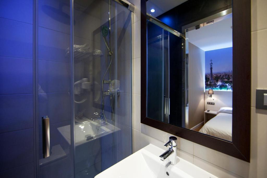 Hostal Bcn Ramblas Barcelona Rum bild
