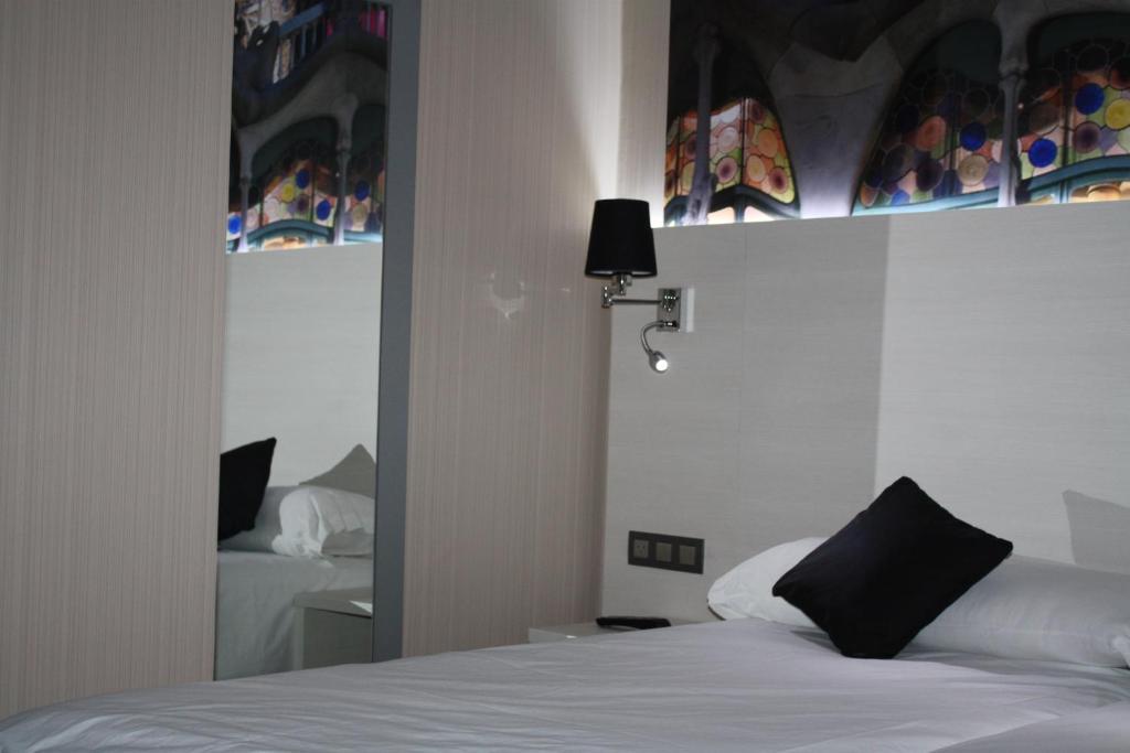Hostal Bcn Ramblas Barcelona Rum bild