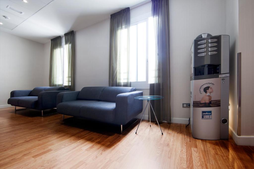 Hostal Bcn Ramblas Barcelona Rum bild